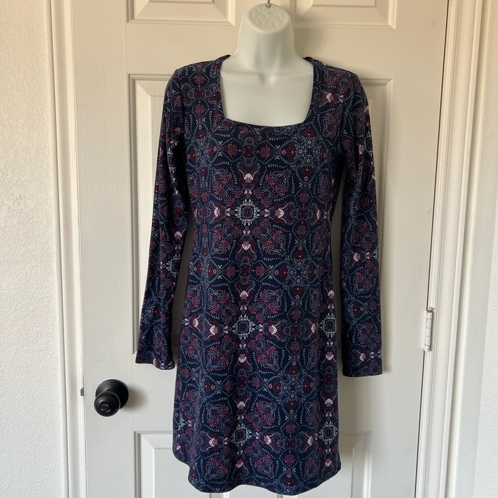 Mudd Navy and Pink Geometric Long Sleeve Dress